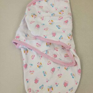 Baby Girl Small/medium Swaddle Me